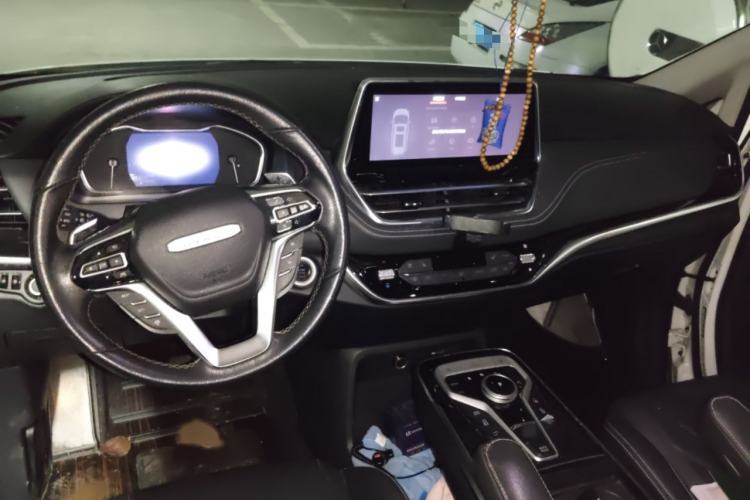 Used SAIC MAXUS G20 2020 2.0T Gasoline Automatic ZhiZun Edition Interior 2