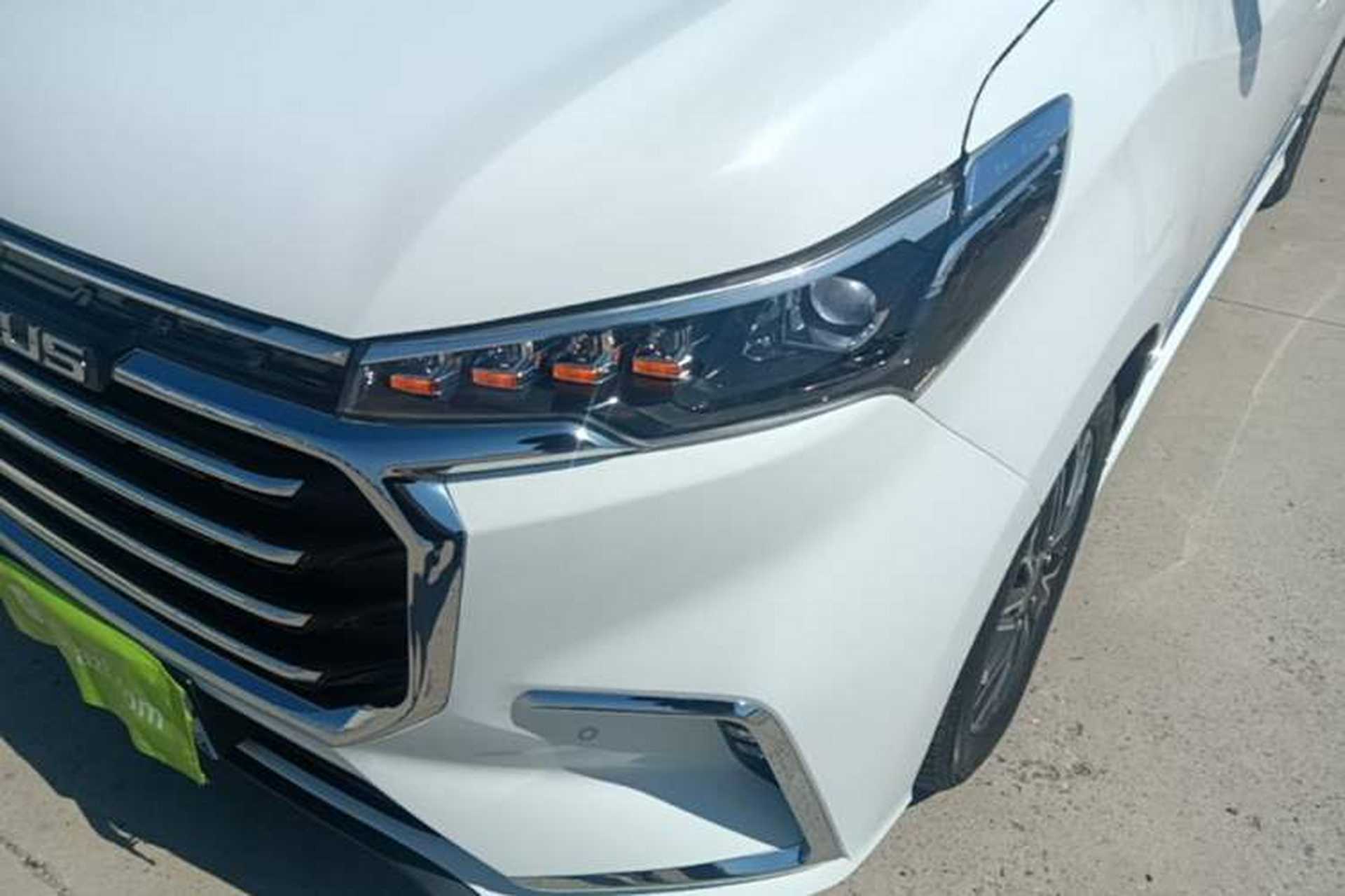 Used SAIC MAXUS G20 2020 2.0T Gasoline Automatic Prestige Executive Version Left Front Headlight
