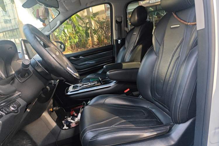 Used SAIC MAXUS G20 2020 2.0T Gasoline Automatic Prestige Executive Version Left Front Seat