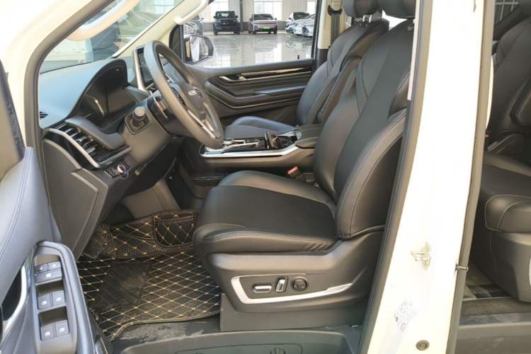 Used SAIC MAXUS G20 2020 2.0T Gasoline Automatic Luxury Edition Left Front Seat