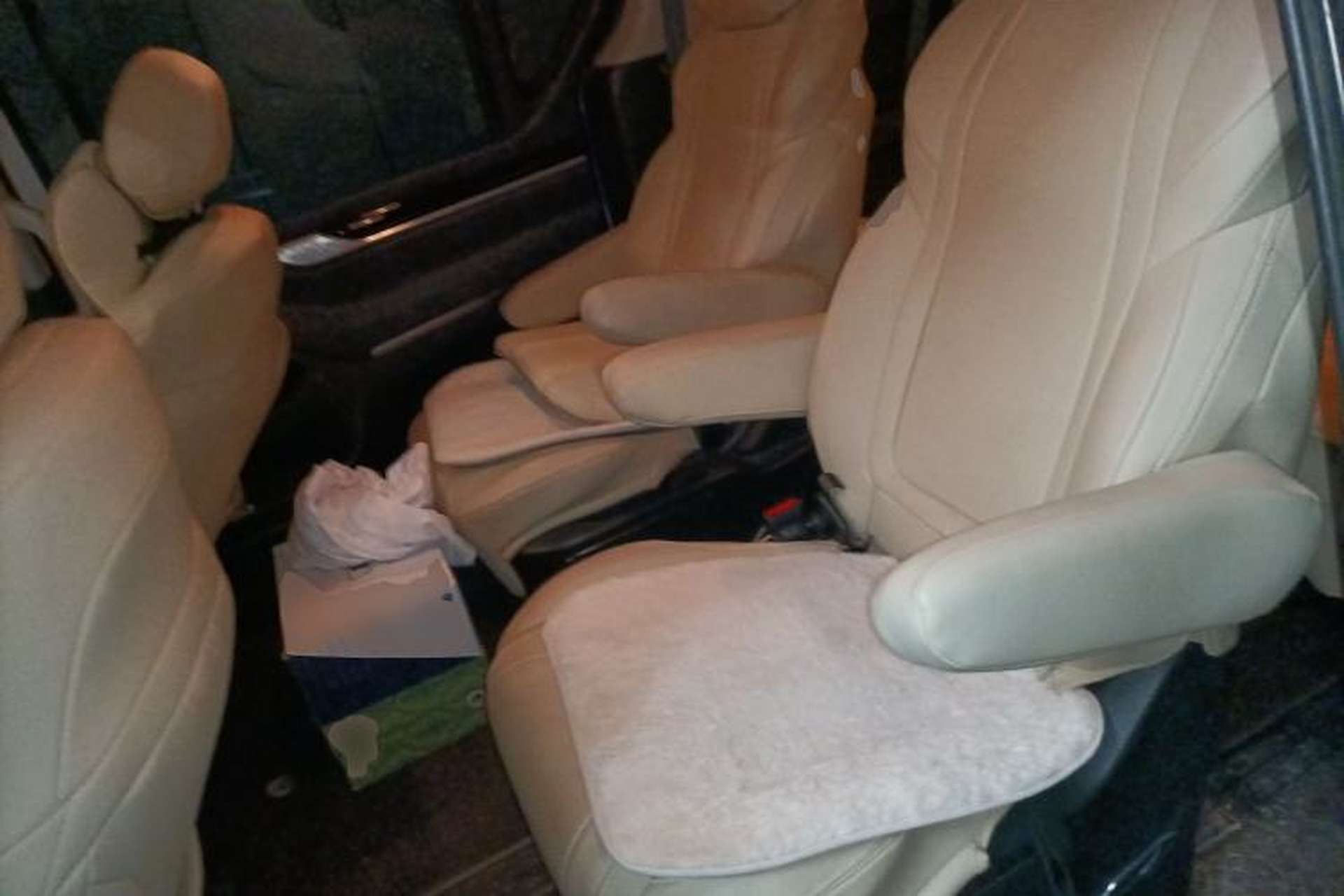 Used SAIC MAXUS G20 2020 2.0T Gasoline Automatic Luxury Edition Left Rear Seat