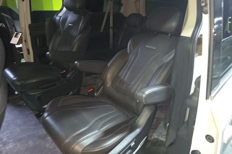 Used SAIC MAXUS G20 2020 2.0T Gasoline Automatic Luxury Edition Left Rear Seat