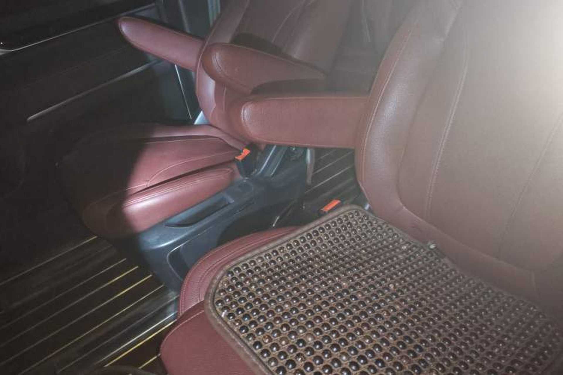 Used SAIC MAXUS G20 2020 2.0T Gasoline Automatic Luxury Edition Left Rear Seat