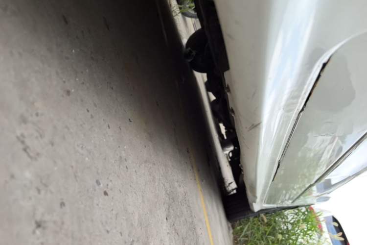 Used SAIC MAXUS G20 2020 2.0T Gasoline Automatic Luxury Edition Left Side Sill