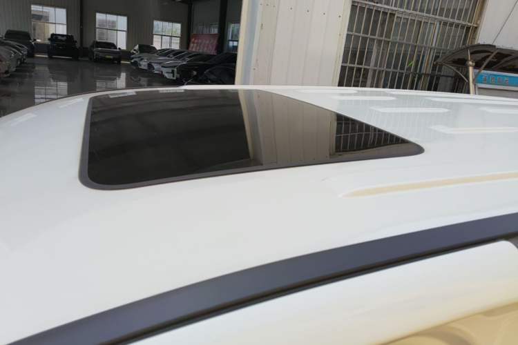 Used SAIC MAXUS G20 2020 2.0T Gasoline Automatic Luxury Edition Roof