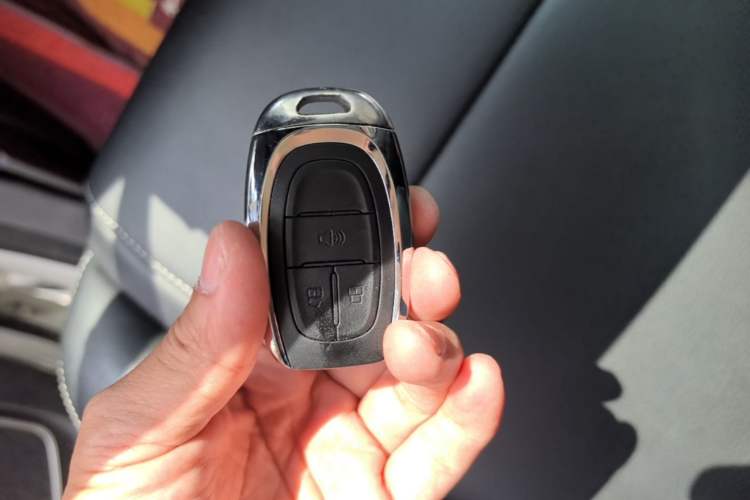 Used SAIC MAXUS G20 2020 2.0T Gasoline Automatic Luxury Edition Vehicle Key