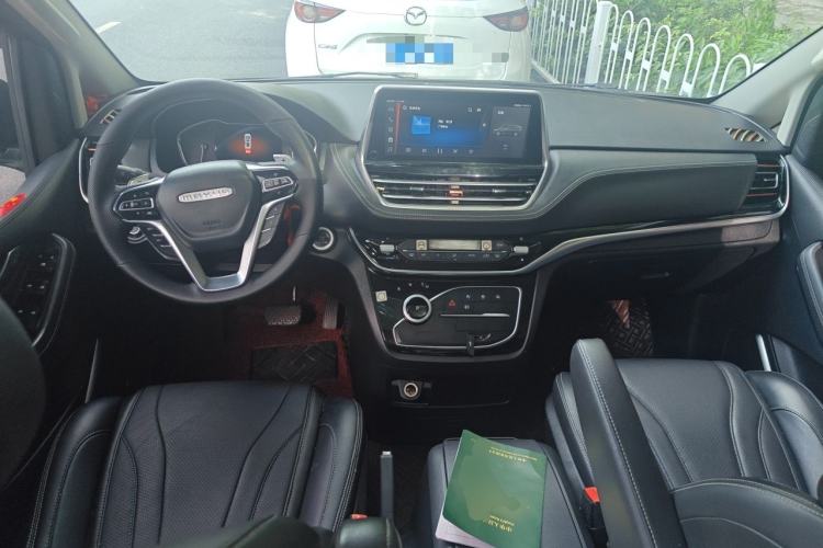 Used SAIC MAXUS G20 2021 Facelifted PLUS 2.0T Diesel Automatic Luxury Edition Center Console