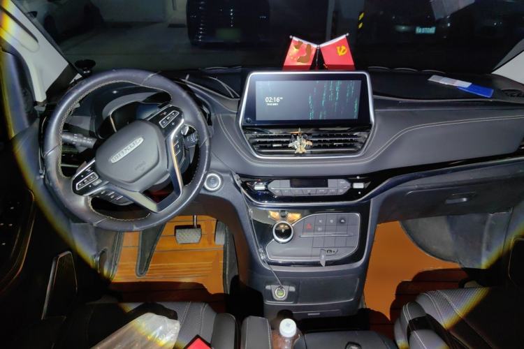 Used SAIC MAXUS G20 2021 Facelifted PLUS 2.0T Diesel Automatic Luxury Edition Center Console