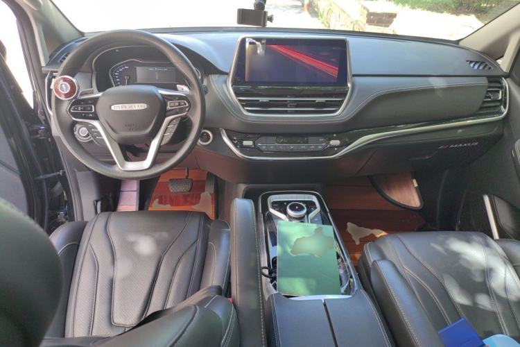 Used SAIC MAXUS G20 2021 Facelifted PLUS 2.0T Gasoline Automatic Luxury Edition Center Console