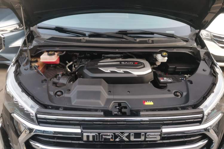 Used SAIC MAXUS G20 2021 Facelifted PLUS 2.0T Diesel Automatic Luxury Edition Engine Bay