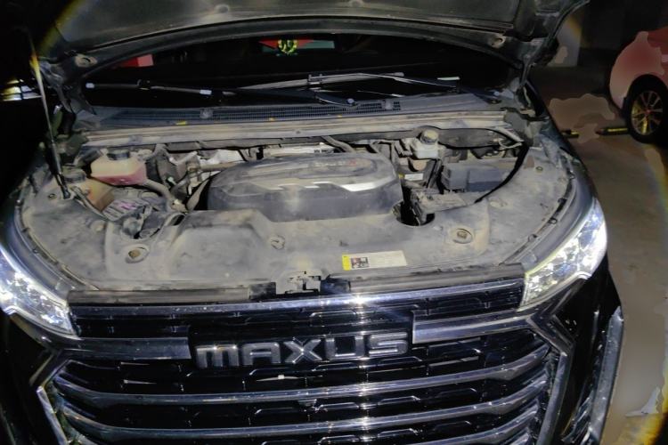 Used SAIC MAXUS G20 2021 Facelifted PLUS 2.0T Diesel Automatic Luxury Edition Engine Bay