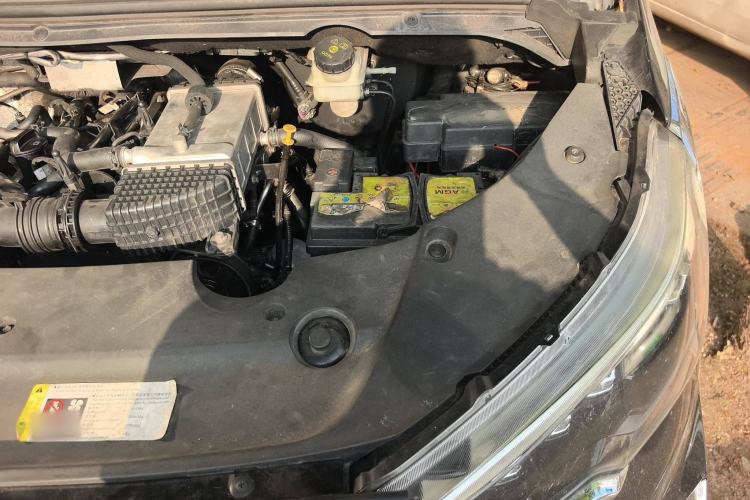 Used SAIC MAXUS G20 2021 PLUS 2.0T Diesel Automatic Luxury Edition Engine Bay Left