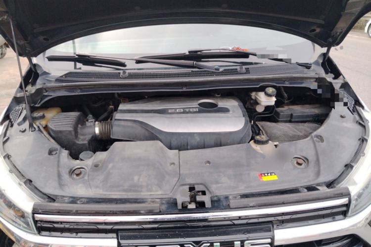 Used SAIC MAXUS G20 2021 PLUS 2.0T Gasoline Automatic Luxury Edition Engine Bay