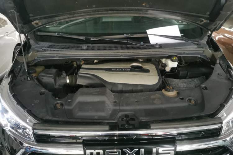 Used SAIC MAXUS G20 2021 PLUS 2.0T Gasoline Automatic Luxury Edition Engine Bay