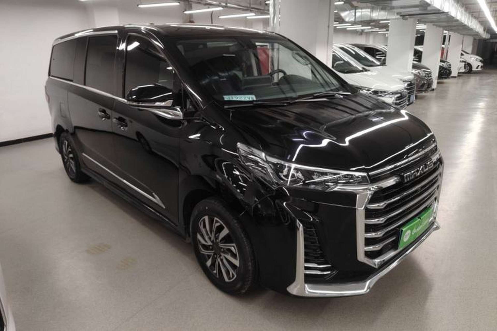 Used SAIC MAXUS G20 2021 Facelifted PLUS 2.0T Gasoline Automatic Luxury Edition Exterior 2