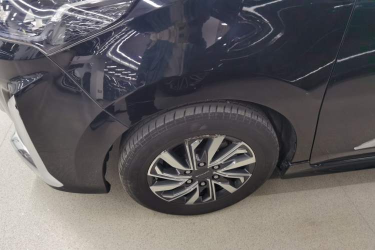 Used SAIC MAXUS G20 2021 Facelifted PLUS 2.0T Gasoline Automatic Luxury Edition Exterior 7