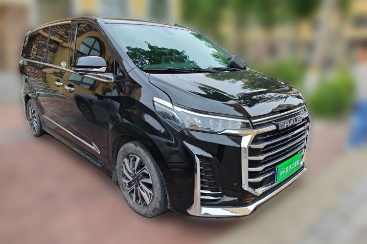 Used SAIC MAXUS G20 2021 Facelifted PLUS 2.0T Gasoline Automatic Luxury Edition Front Right 45 Deg