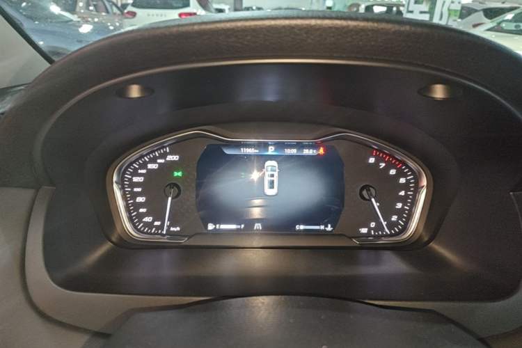 Used SAIC MAXUS G20 2021 PLUS 2.0T Gasoline Automatic ZhiZun Edition Instrument Cluster