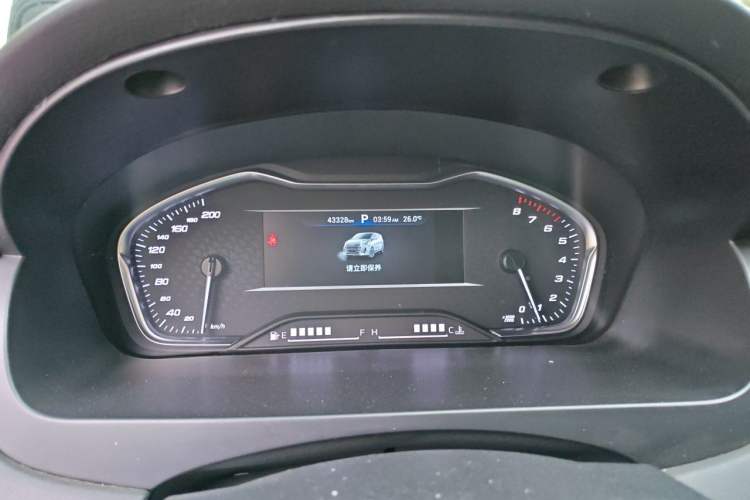 Used SAIC MAXUS G20 2021 Facelifted PLUS 2.0T Gasoline Automatic Luxury Edition Instrument Cluster
