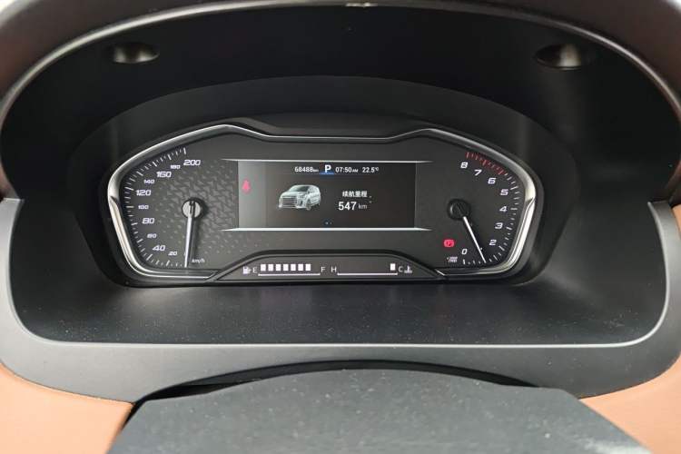 Used SAIC MAXUS G20 2021 Facelifted PLUS 2.0T Gasoline Automatic Luxury Edition Instrument Cluster