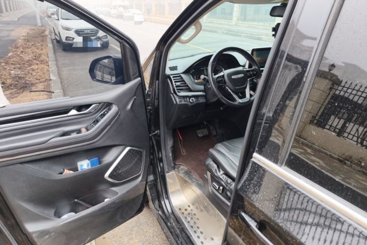Used SAIC MAXUS G20 2021 Facelifted PLUS 2.0T Diesel Automatic Luxury Edition Interior 3