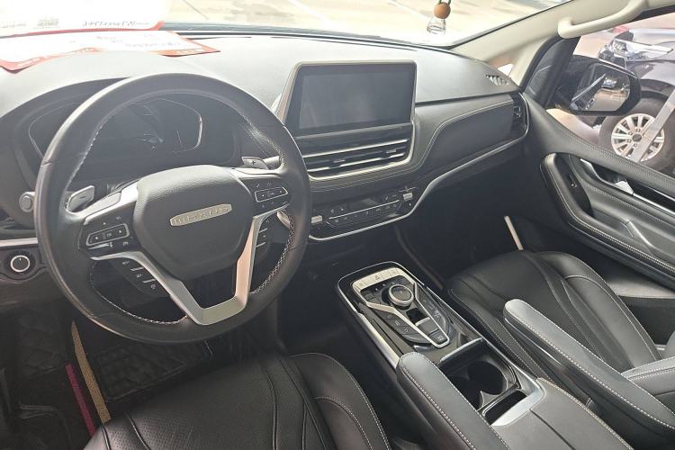 Used SAIC MAXUS G20 2021 PLUS 2.0T Gasoline Automatic Luxury Edition Interior 4