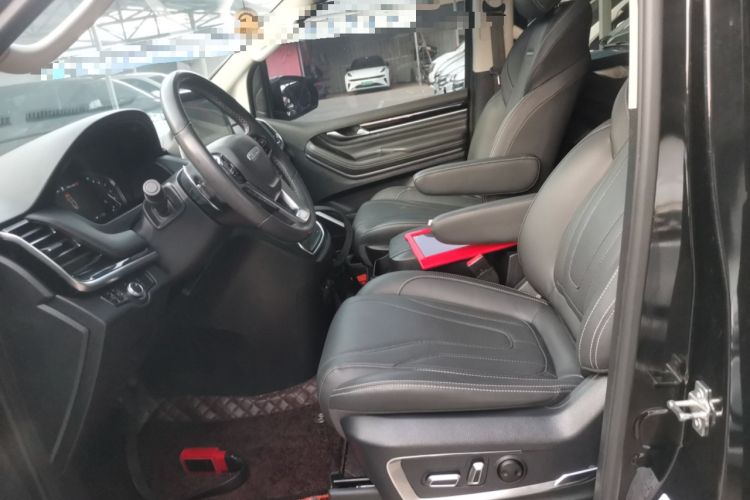 Used SAIC MAXUS G20 2021 Facelifted PLUS 2.0T Diesel Automatic Luxury Edition Left Front Seat