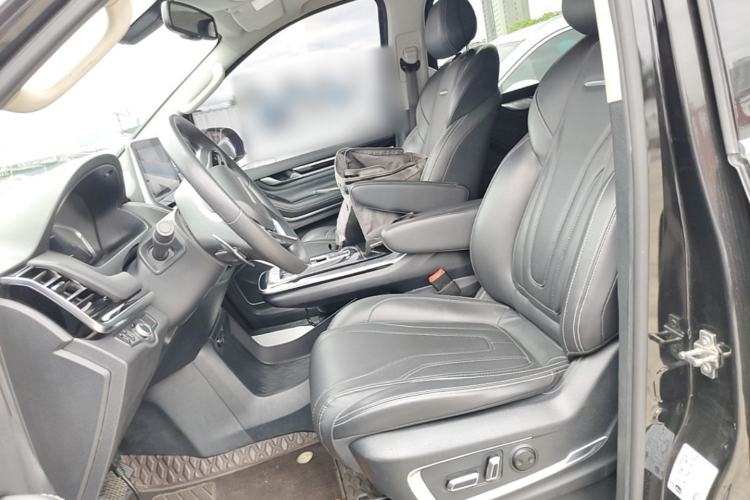Used SAIC MAXUS G20 2021 Facelifted PLUS 2.0T Gasoline Automatic Luxury Edition Left Front Seat