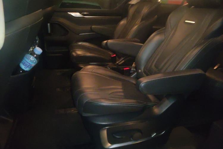 Used SAIC MAXUS G20 2021 PLUS 2.0T Gasoline Automatic Luxury Edition Left Rear Seat