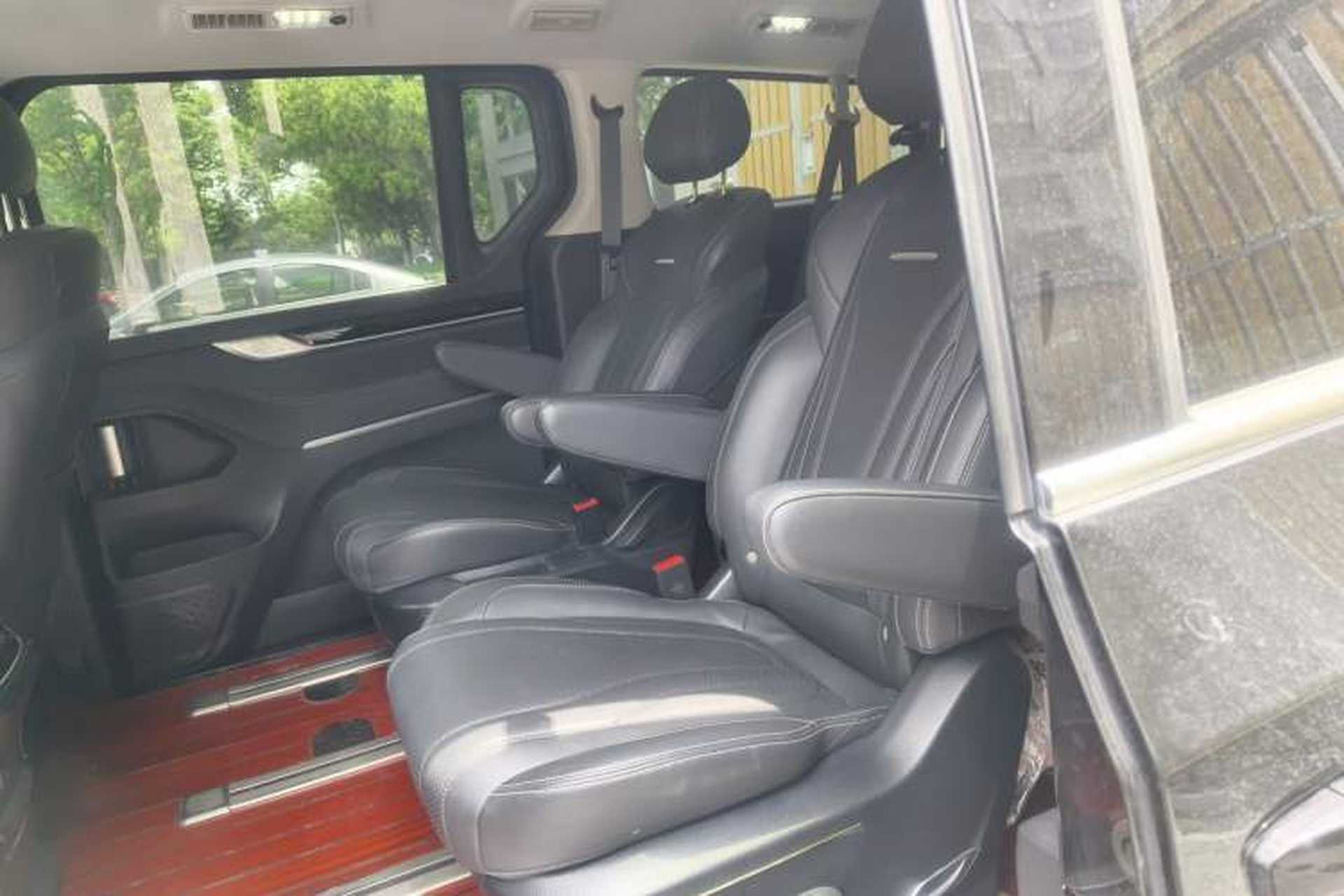 Used SAIC MAXUS G20 2021 PLUS 2.0T Gasoline Automatic Luxury Edition Left Rear Seat