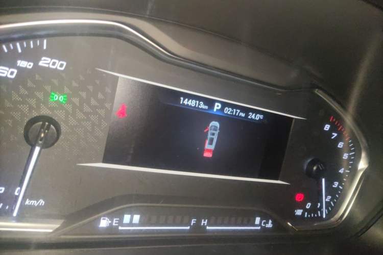 Used SAIC MAXUS G20 2021 PLUS 2.0T Gasoline Automatic Luxury Edition Odometer Close Up