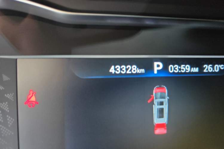 Used SAIC MAXUS G20 2021 Facelifted PLUS 2.0T Gasoline Automatic Luxury Edition Odometer Close Up