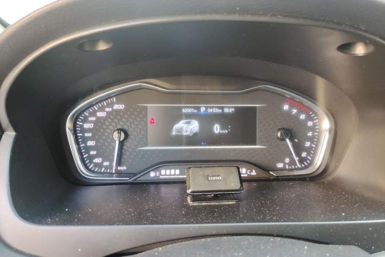 Used SAIC MAXUS G20 2021 PLUS 2.0T Gasoline Automatic Luxury Edition Odometer Close Up