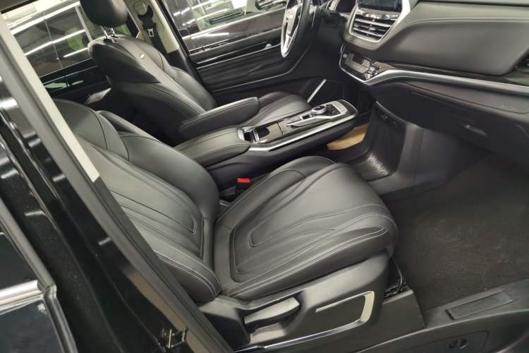 Used SAIC MAXUS G20 2021 Facelifted PLUS 2.0T Gasoline Automatic Luxury Edition Right Front Seat