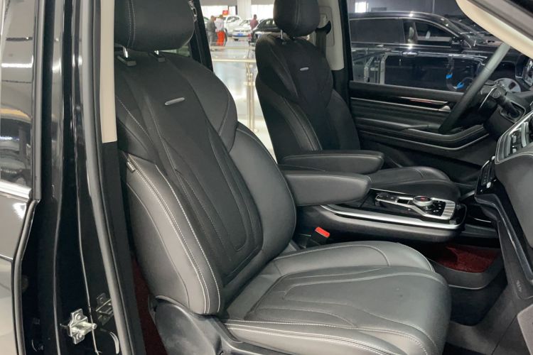 Used SAIC MAXUS G20 2021 Facelifted PLUS 2.0T Gasoline Automatic Luxury Edition Right Front Seat