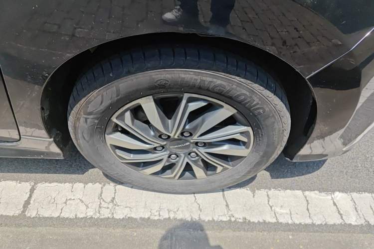 Used SAIC MAXUS G20 2021 PLUS 2.0T Gasoline Automatic Business Edition Right Front Wheel Hub