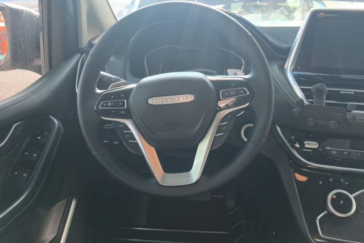 Used SAIC MAXUS G20 2021 PLUS 2.0T Diesel Automatic Luxury Edition Steering Wheel