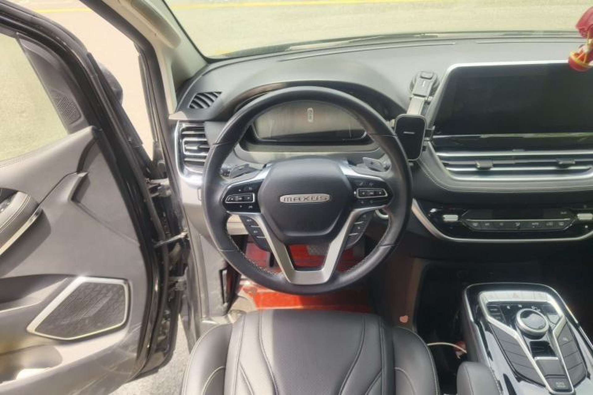 Used SAIC MAXUS G20 2021 PLUS 2.0T Gasoline Automatic Luxury Edition Steering Wheel