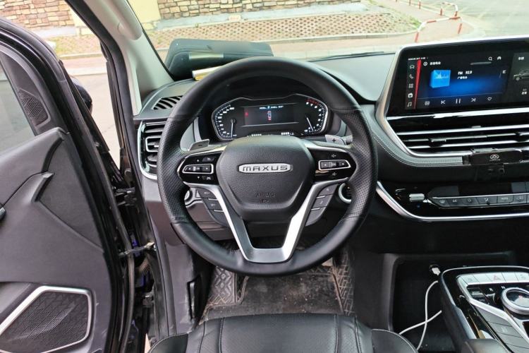 Used SAIC MAXUS G20 2021 Facelifted PLUS 2.0T Gasoline Automatic Luxury Edition Steering Wheel