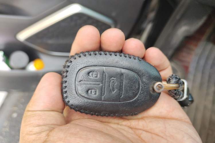Used SAIC MAXUS G20 2021 PLUS 2.0T Gasoline Automatic Prestige Executive Edition Vehicle Key