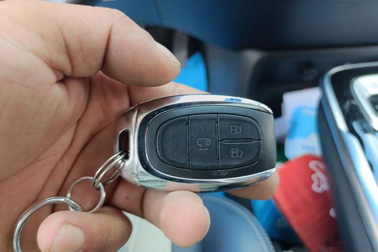 Used SAIC MAXUS G20 2021 PLUS 2.0T Gasoline Automatic Prestige Executive Edition Vehicle Key