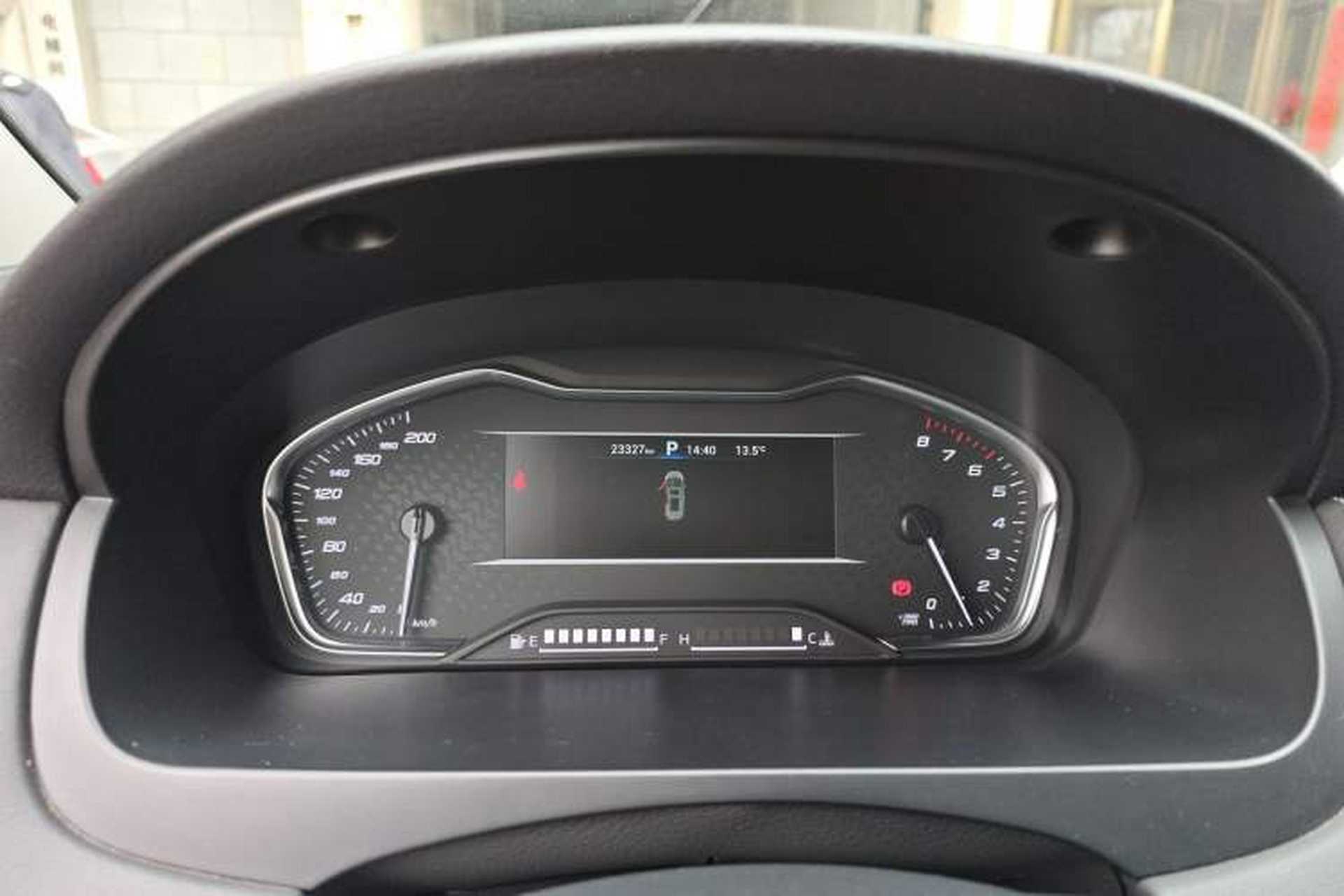 Used SAIC MAXUS G20 2021 Facelifted PLUS 2.0T Gasoline Automatic Luxury Edition Instrument Cluster
