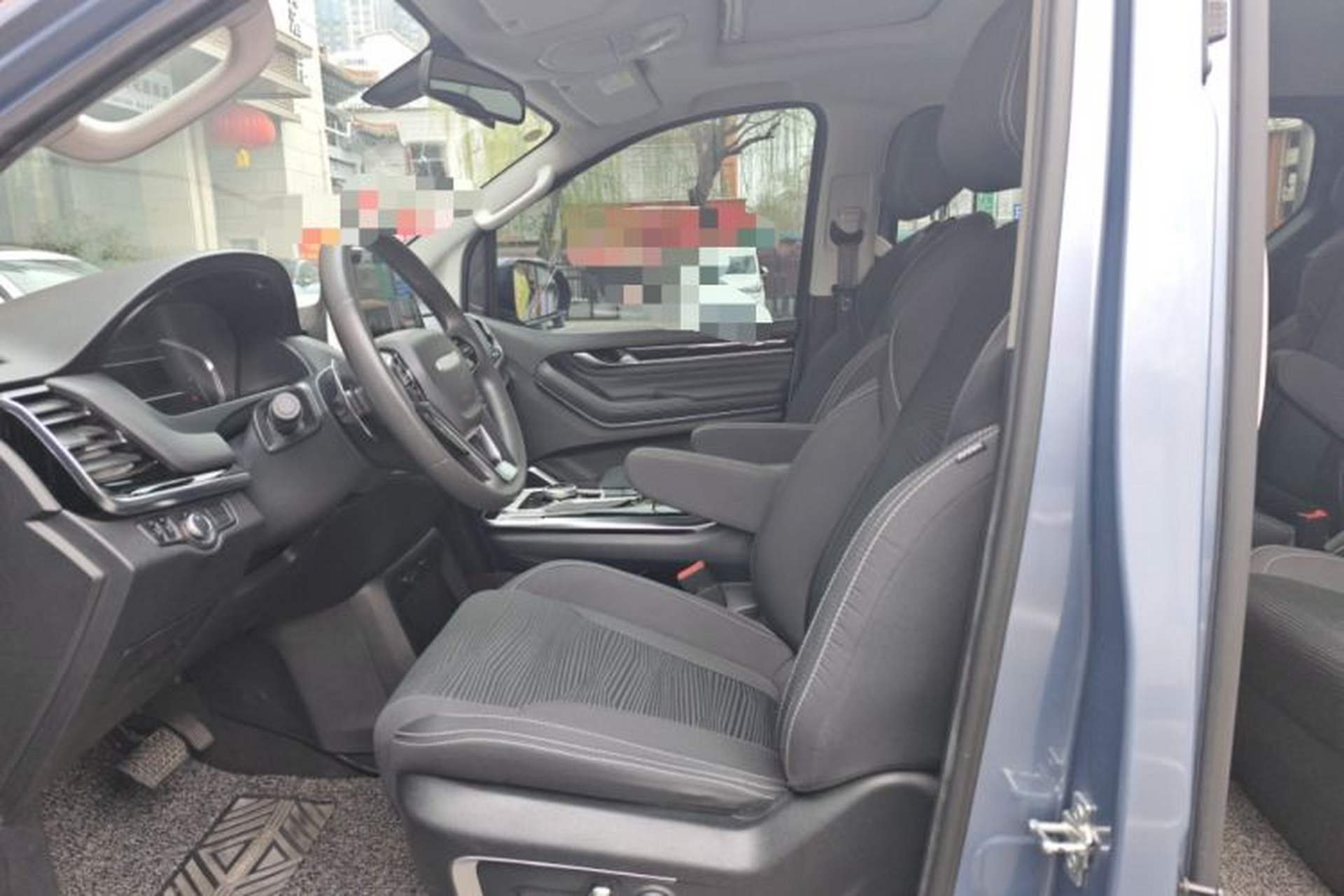 Used SAIC MAXUS G20 2021 Facelifted PLUS 2.0T Gasoline Automatic Luxury Edition Left Front Seat