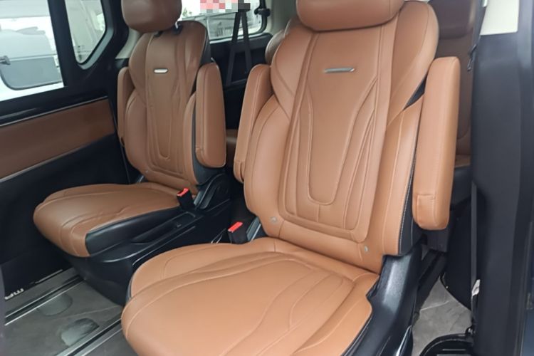 Used SAIC MAXUS G20 2021 PLUS 2.0T Gasoline Automatic Luxury Edition Left Rear Seat