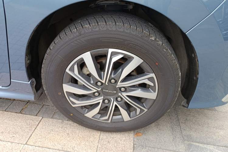 Used SAIC MAXUS G20 2021 PLUS 2.0T Gasoline Automatic Executive Edition Right Front Wheel Hub