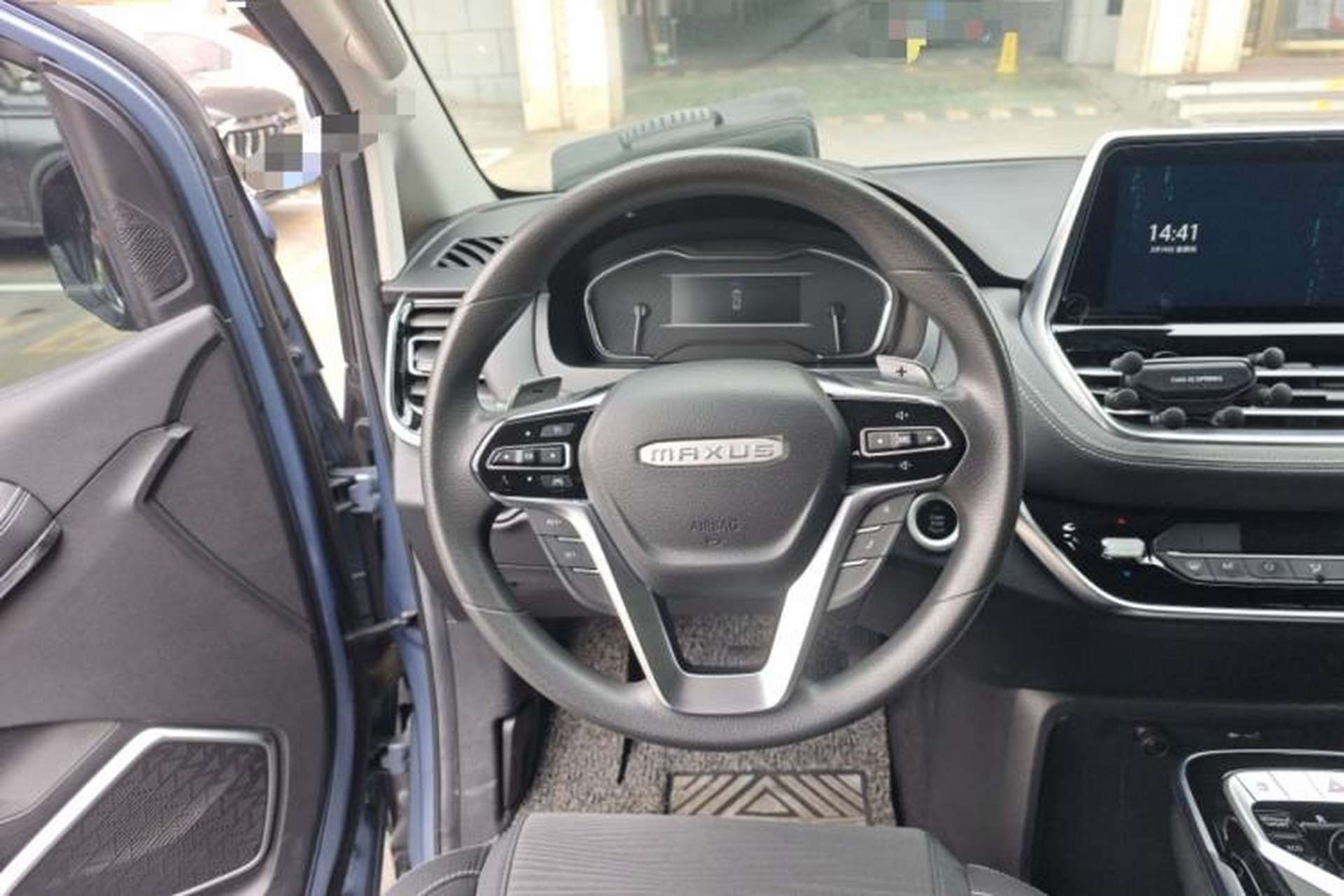 Used SAIC MAXUS G20 2021 Facelifted PLUS 2.0T Gasoline Automatic Luxury Edition Steering Wheel