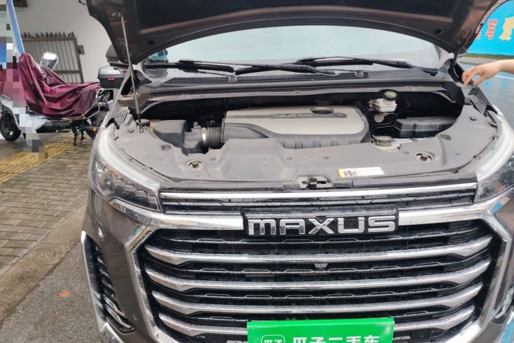 Used SAIC MAXUS G20 2021 PLUS 2.0T Gasoline Automatic Flagship Edition Engine Bay Right