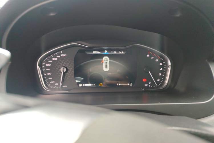 Used SAIC MAXUS G20 2021 PLUS 2.0T Gasoline Automatic Flagship Edition Instrument Cluster