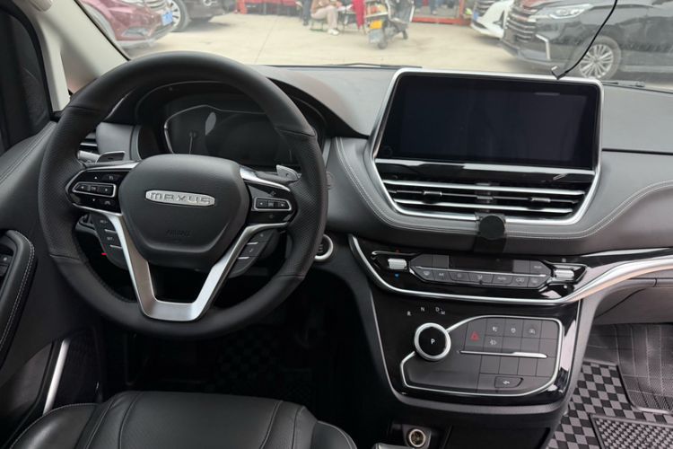 Used SAIC MAXUS G20 2021 Facelifted PLUS 2.0T Diesel Automatic Luxury Edition Interior 2