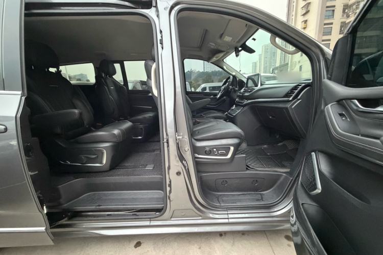 Used SAIC MAXUS G20 2021 Facelifted PLUS 2.0T Diesel Automatic Luxury Edition Interior 7